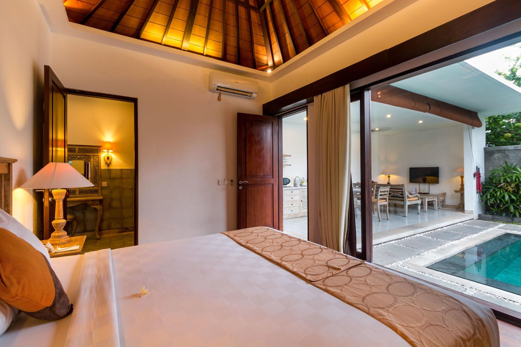 New Pondok Sara Villas Seminyak Esterno foto
