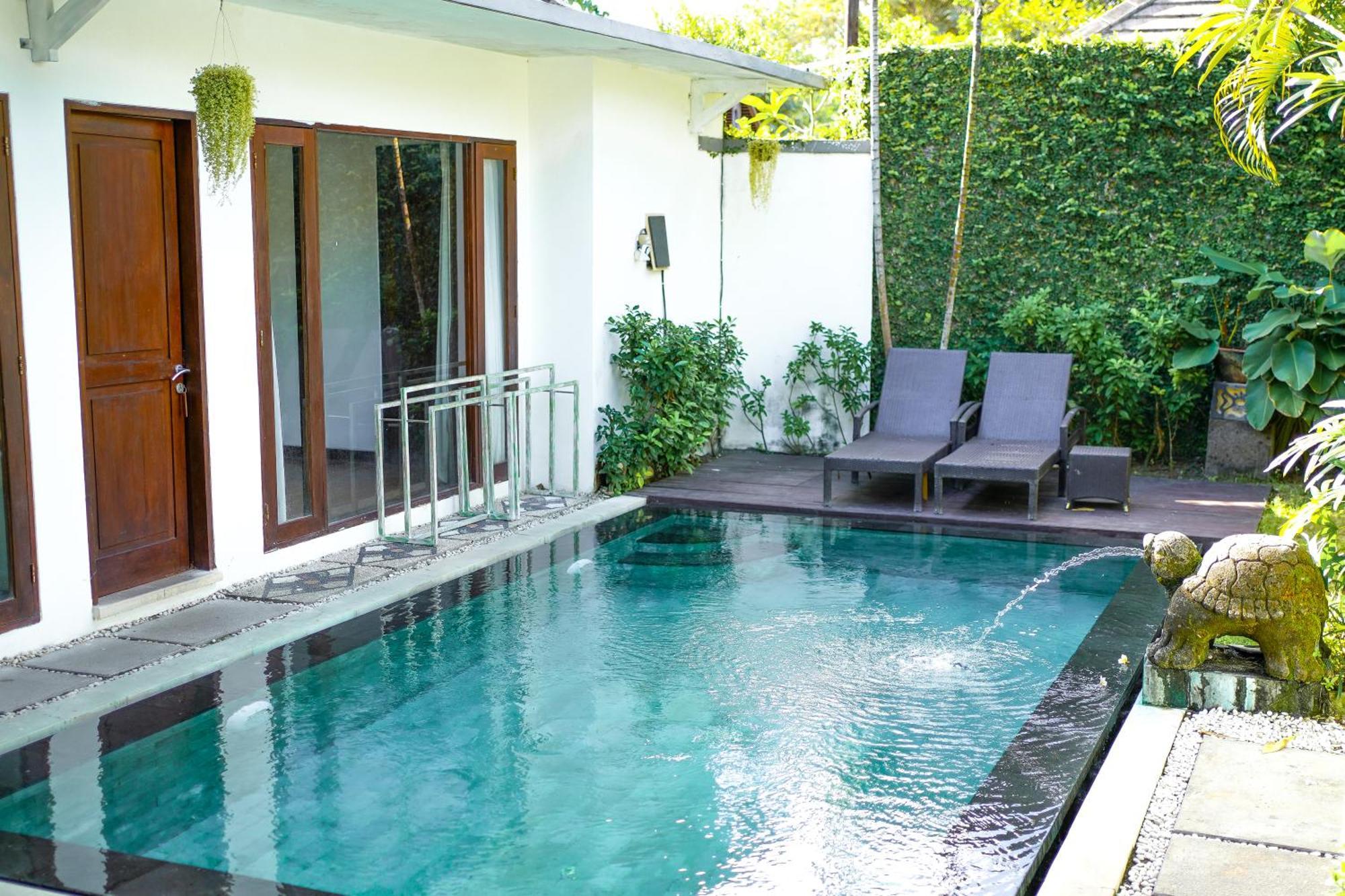 New Pondok Sara Villas Seminyak Esterno foto